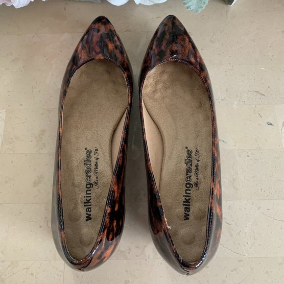 Sz 7.5 Leopard Patent Leather Walking Cradles - Picture 2 of 6